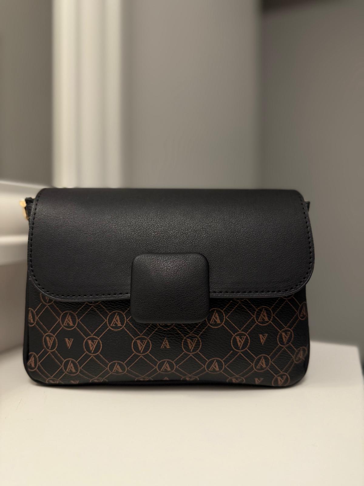 ARMİNE TREND 134 OMUZ ASKILI ÇITÇITLI BAYAN ÇANTA SİYAH