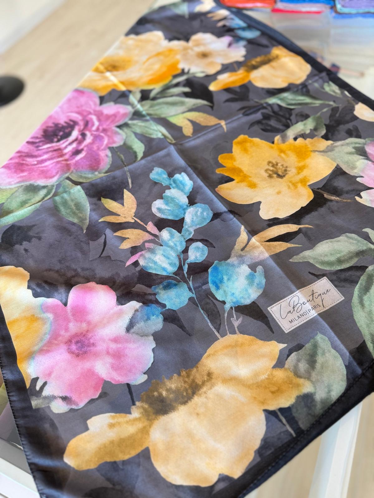 LA BOUTIQUE ÖZEL SERİ ŞAL 02